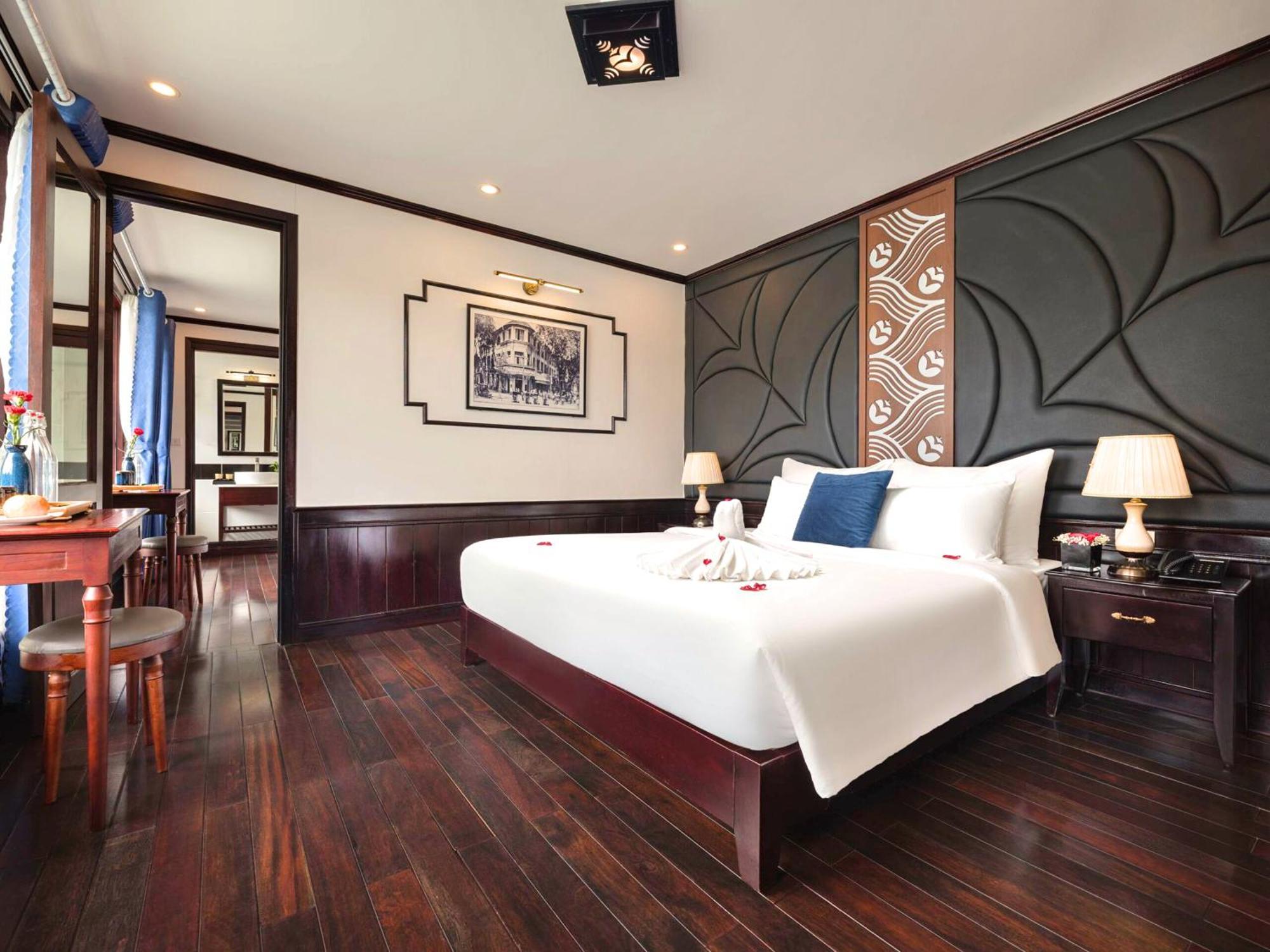 Le Journey Elegance Cruise Hotel Ha Long Eksteriør billede