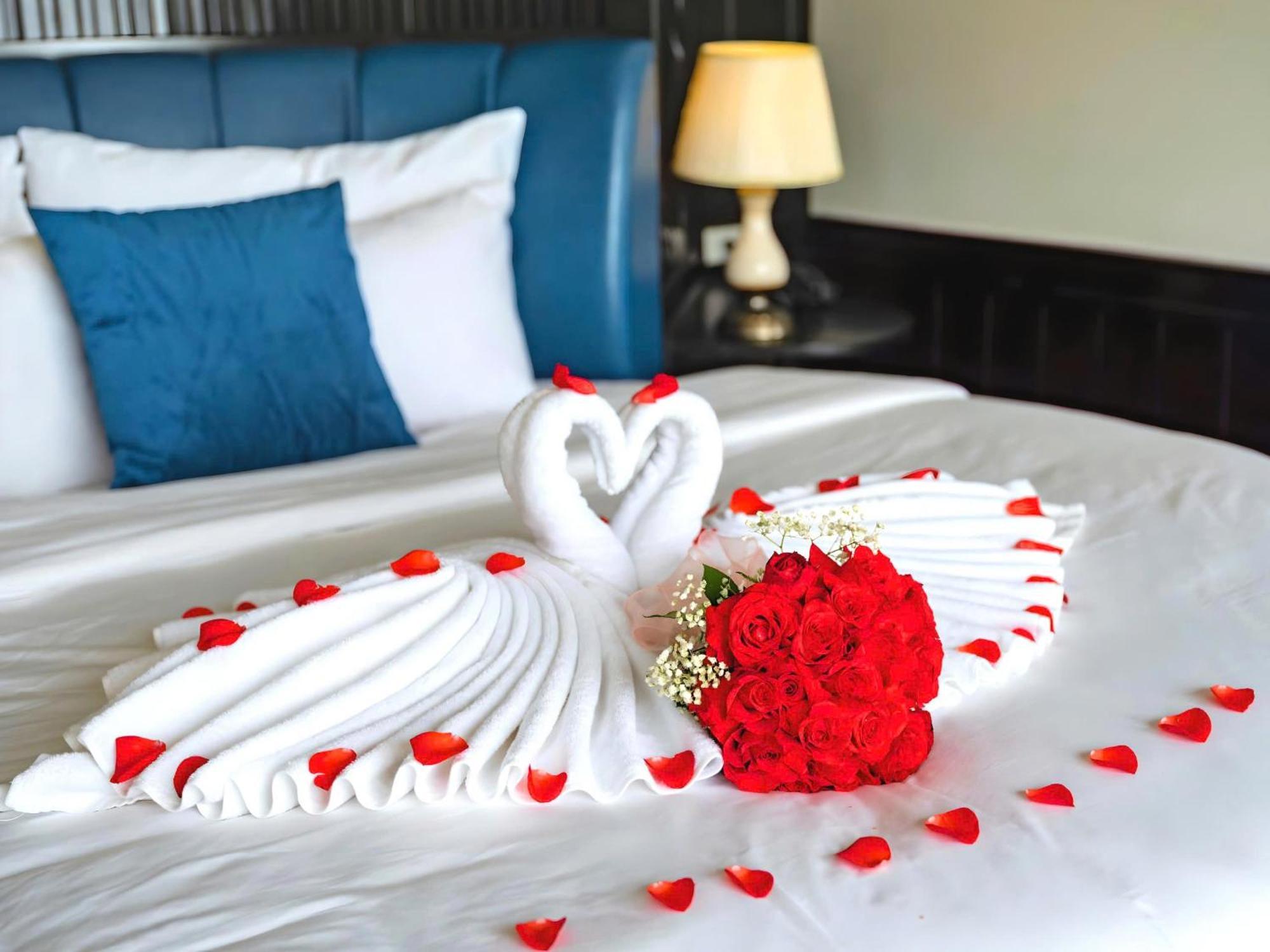 Le Journey Elegance Cruise Hotel Ha Long Eksteriør billede