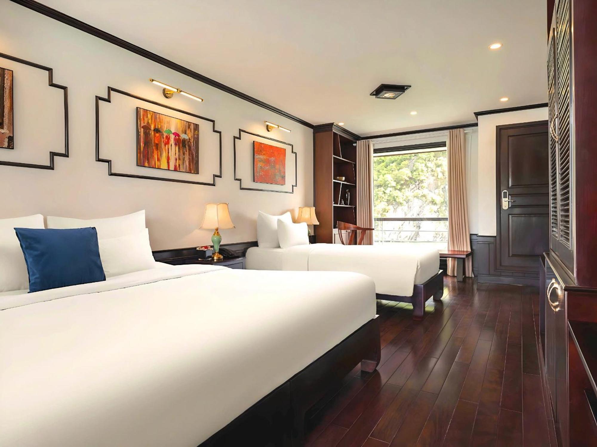 Le Journey Elegance Cruise Hotel Ha Long Eksteriør billede